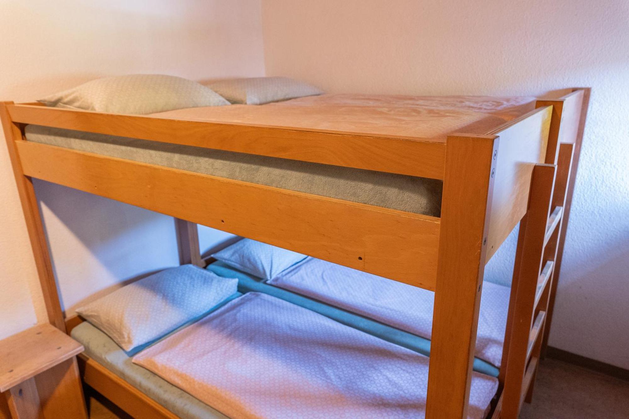Brugg Youth Hostel מראה חיצוני תמונה